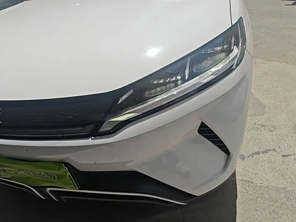 BYD Yuan UP 2024 401KM Leading Edition фото 24