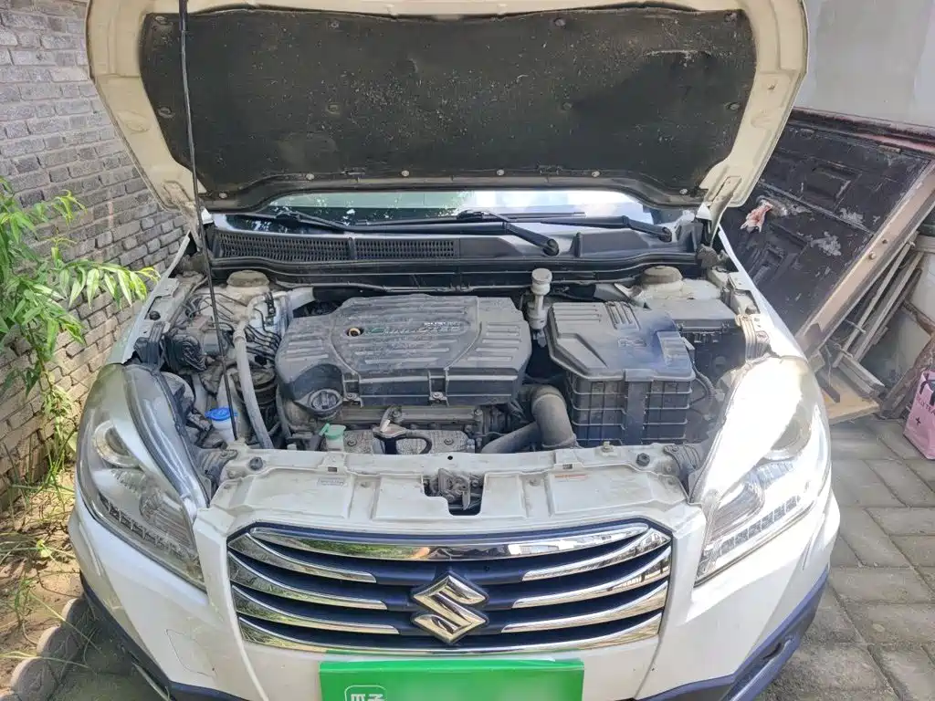 Suzuki SX4 S-Cross 2015 2015 1.6L CVT 2WD Elite