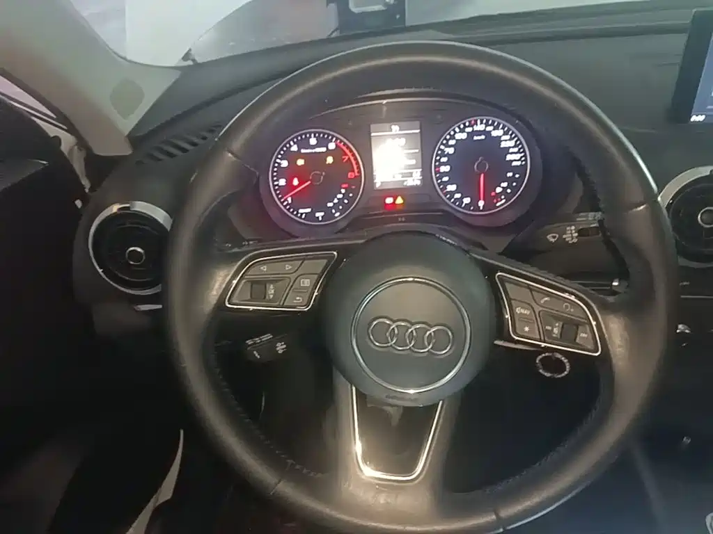 Фото 11 - Audi A3