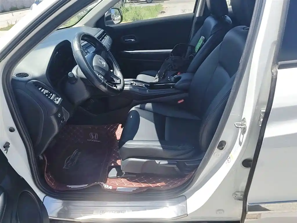 Honda Vezel 2015 2015 1.5L CVT 2WD Comfort