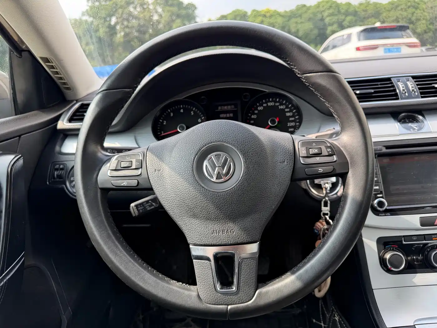 Фото 17 - Volkswagen Magotan
