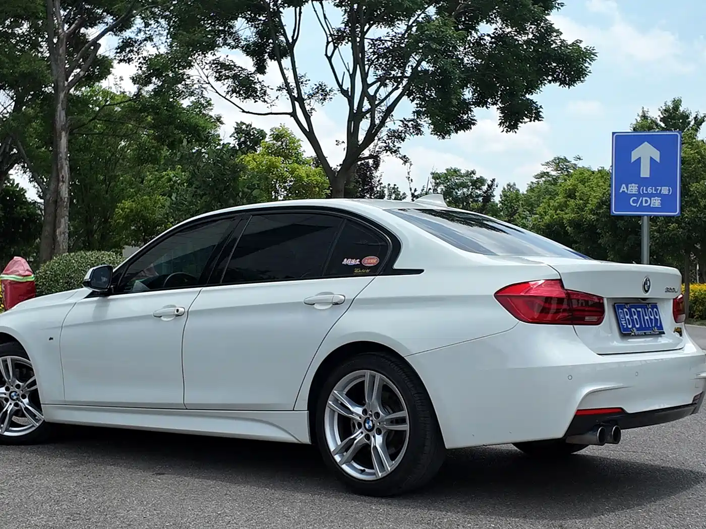 BMW 3 Series 2018 320Li Leading M Sport Package фото 13