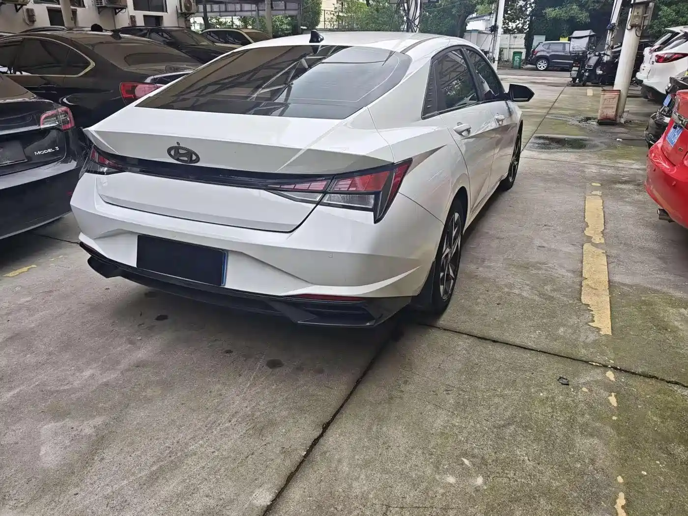 Hyundai Elantra 2021 1.5L CVT GLS Leading Edition фото 9