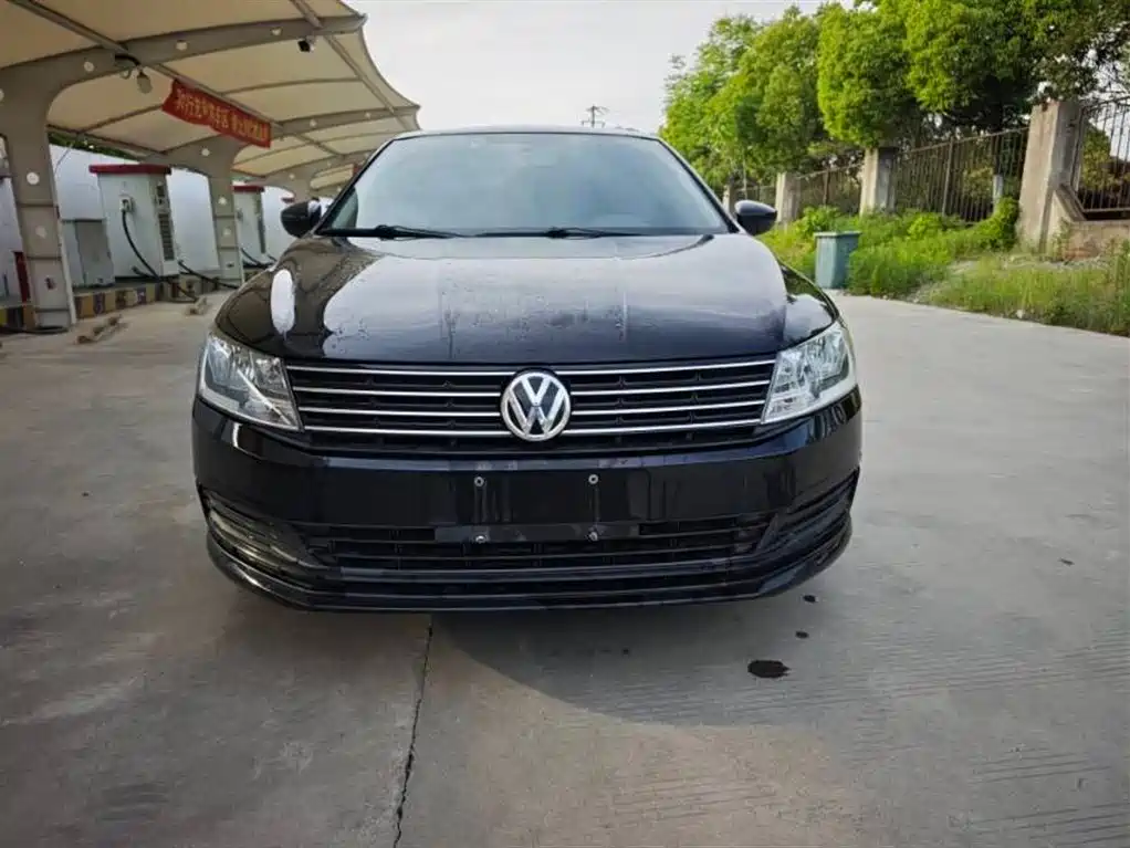 Volkswagen Lavida 2017 1.6L Automatic Trend Edition фото 2