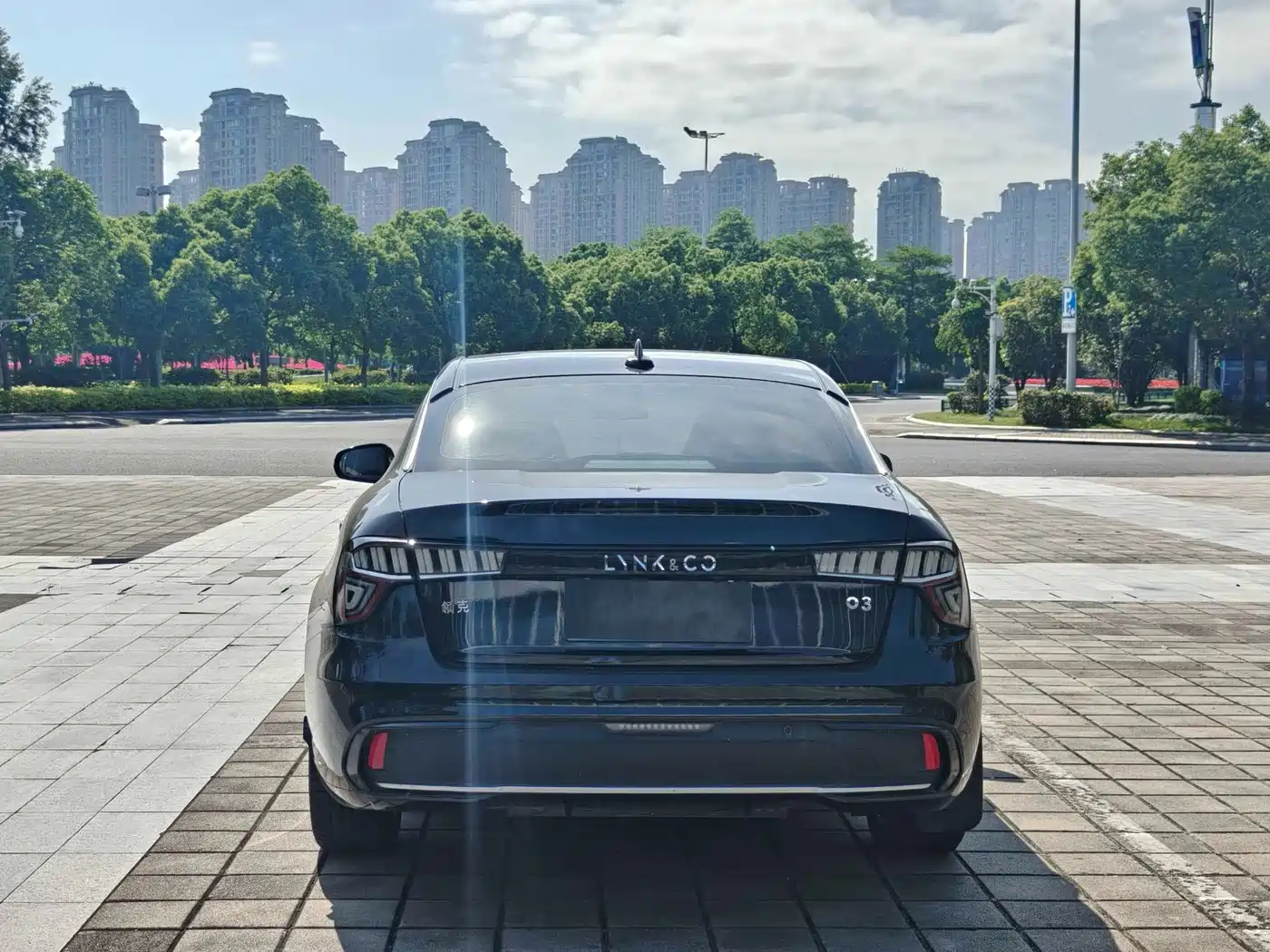 Lynk & Co 03 2018 1.5TD DCT Standard (China V) фото 8