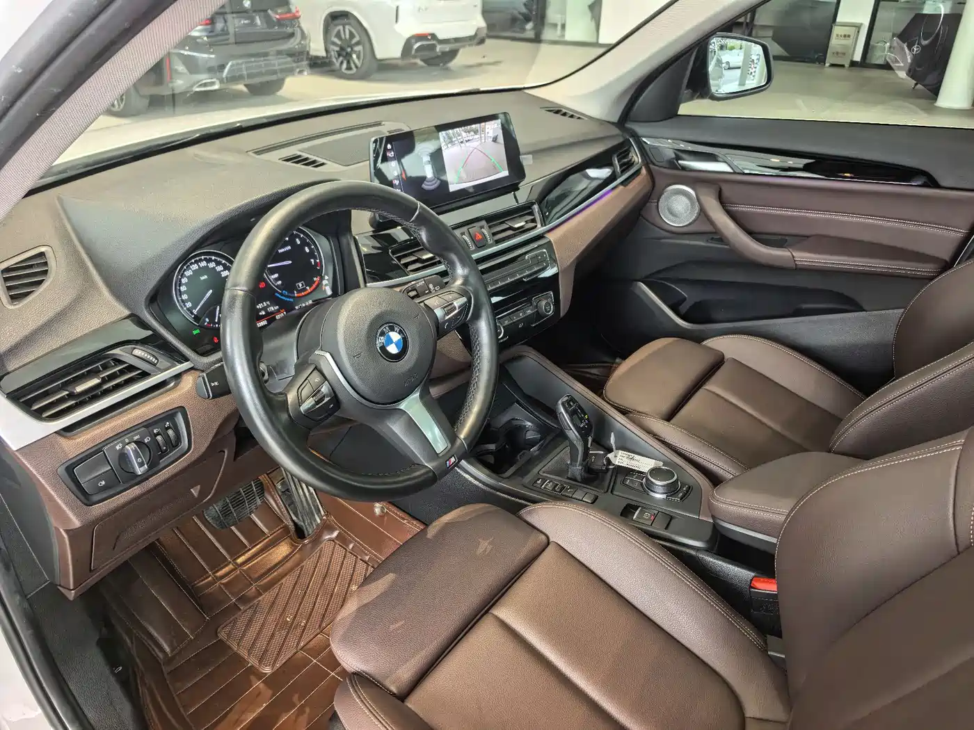 BMW X1 2022 sDrive25Li Leading фото 11