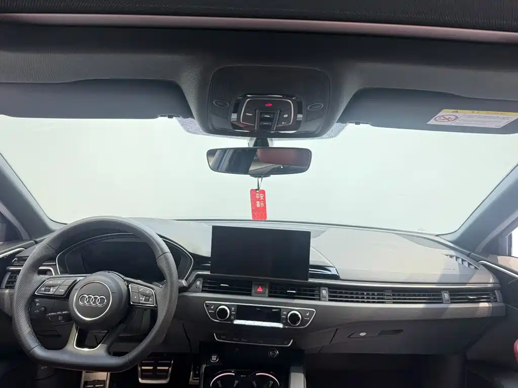 Audi A4L 2025 2024 40 TFSI Luxury Dynamic