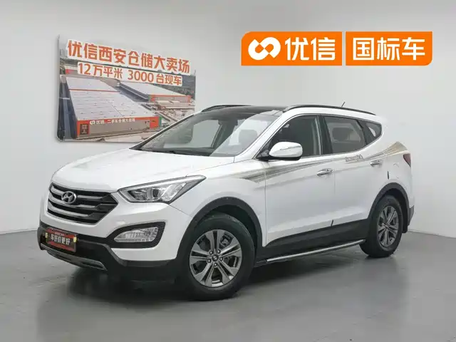  Hyundai Santa Fe 2013 Model 2.4L Automatic 2WD Smart