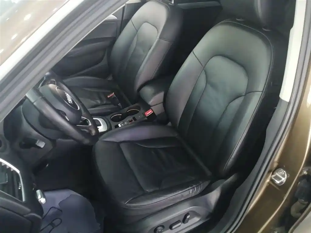 Audi Q3 2015 30 TFSI Comfort фото 15