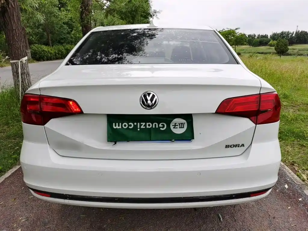 Volkswagen Bora 2016 Model 1.6L Automatic Fashion фото 6