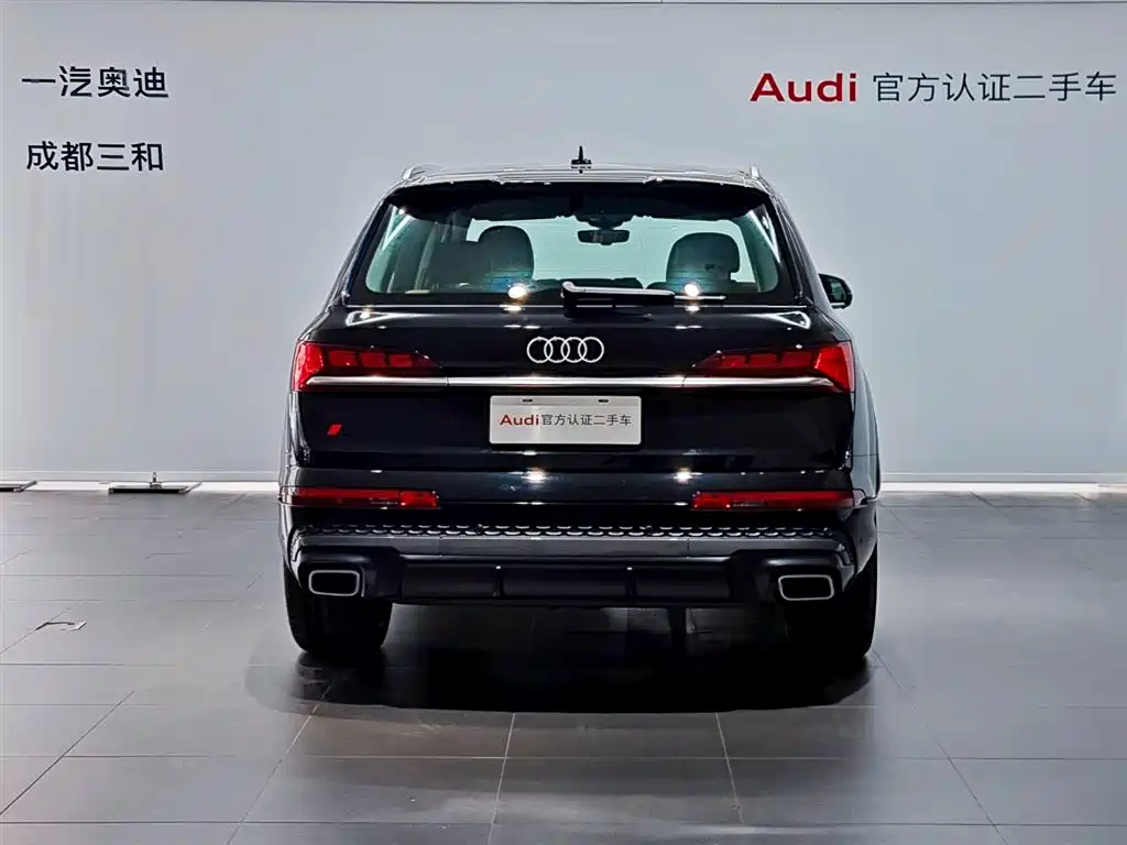 Audi Q7 2025 2025 55 TFSI quattro S line Premium