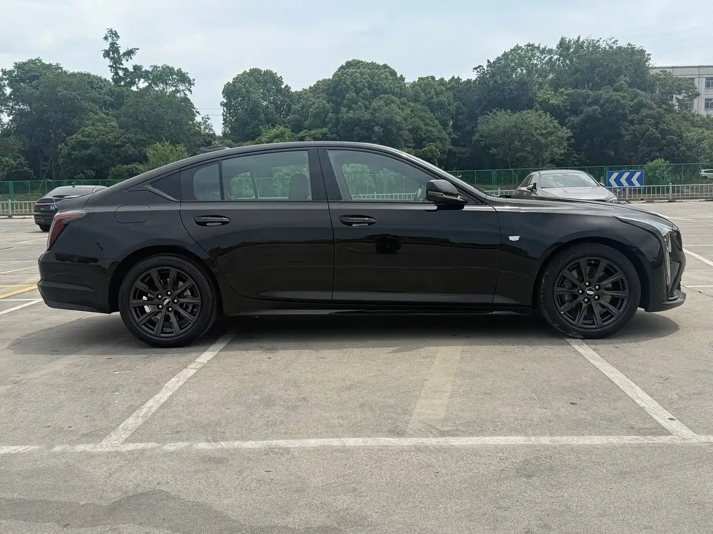 Cadillac CT5 2025 Model 28T Track Performance Edition фото 4