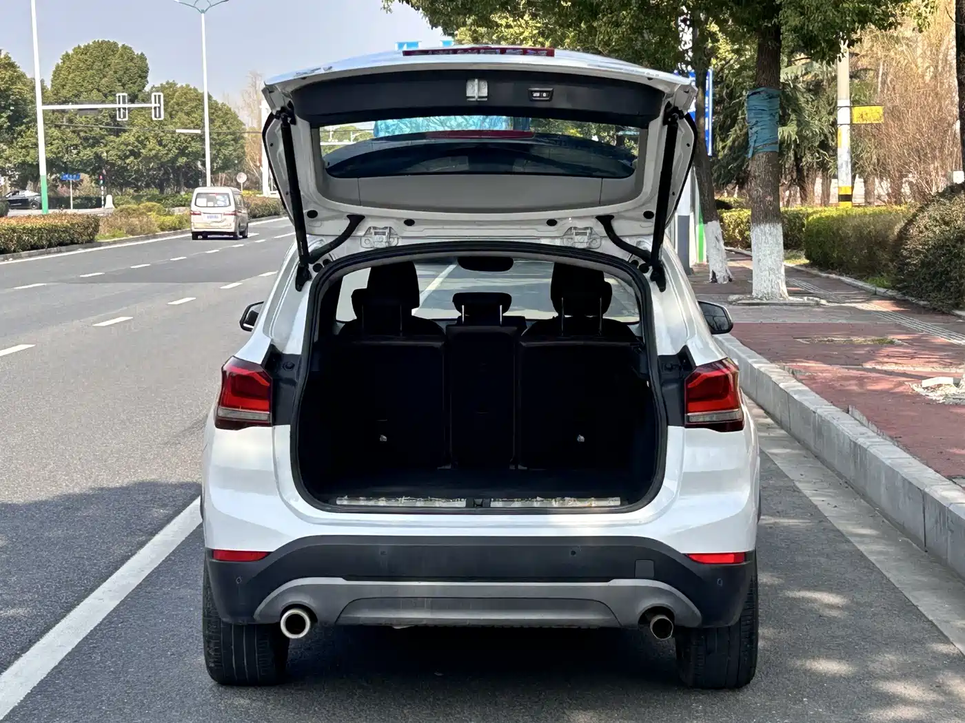 BMW X1 2020 sDrive25Li Leading Model фото 17