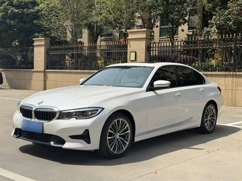 BMW 3 Series 2021 Facelift 320i Sport Package фото 2