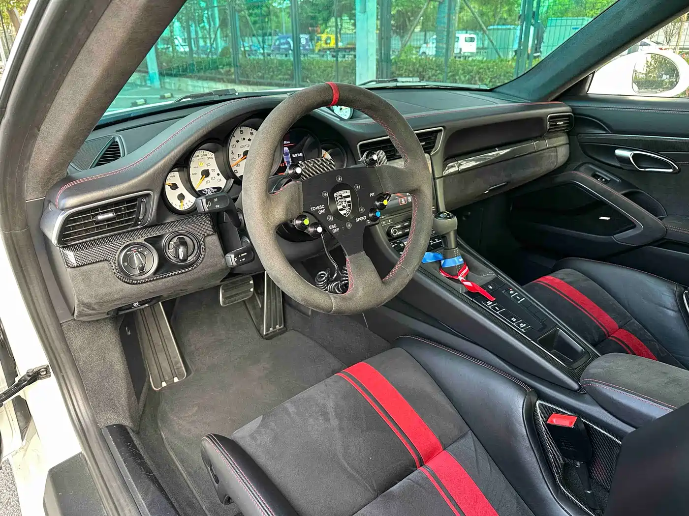 Porsche 911 2018 GT3 4.0L фото 9