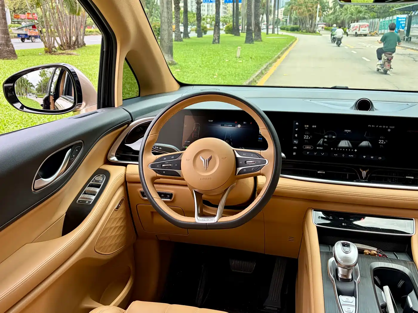 Voyah Auto Voyah Dreamer 2022 Low-carbon Edition Think+Smart Driving Package фото 20