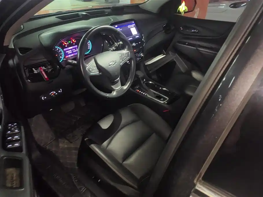 Chevrolet Equinox 2021 535T Yujie Edition фото 9