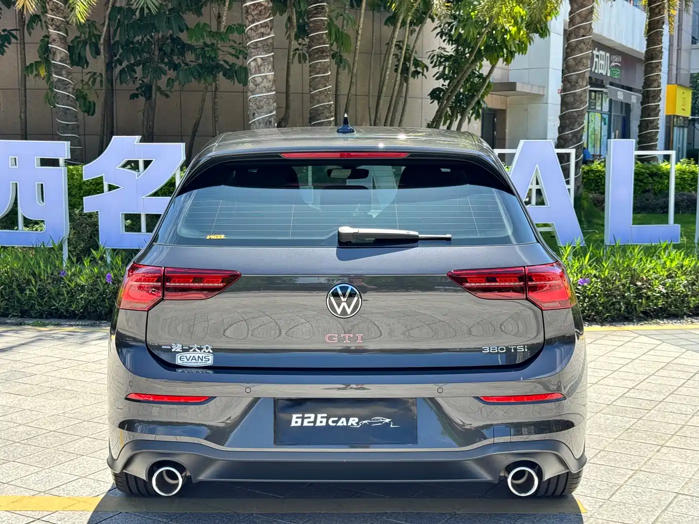 VOLKSWAGEN GOLF GTI