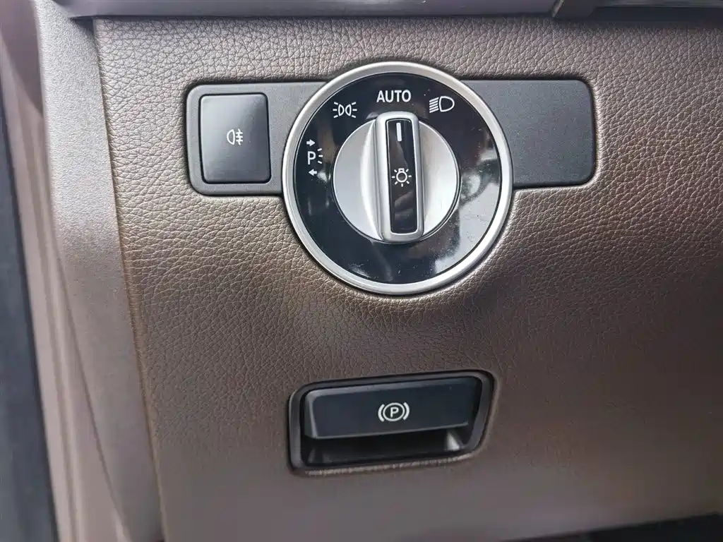 Mercedes-Benz GLE 2017 GLE 400 4MATIC фото 26
