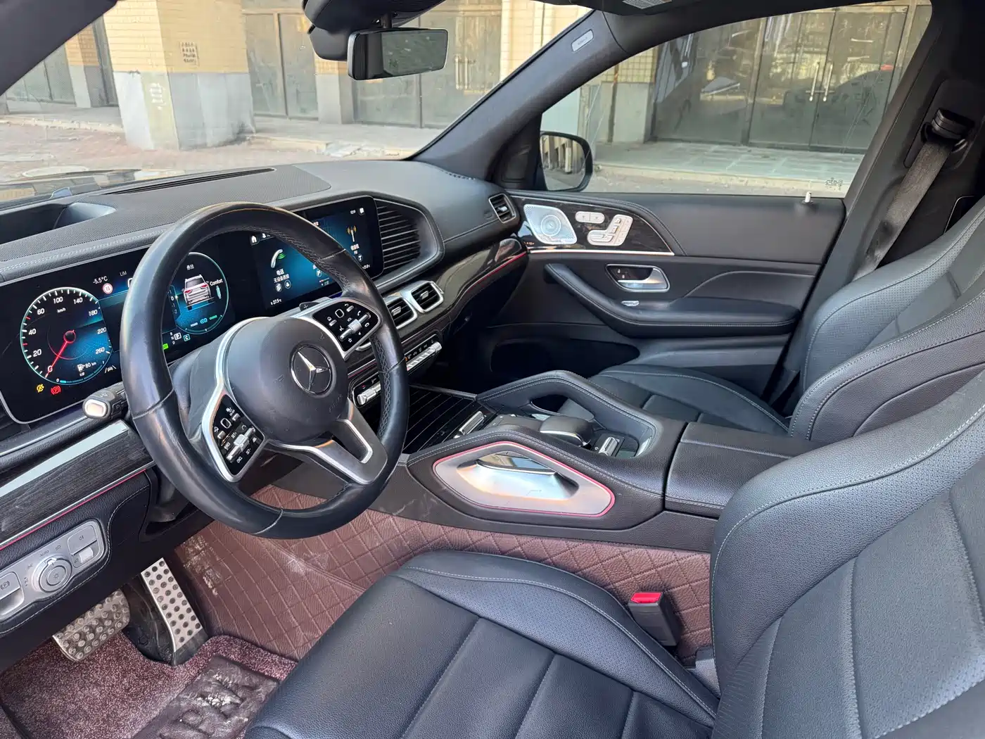 Mercedes-Benz GLS 2023 GLS 450 4MATIC Luxury Edition фото 7