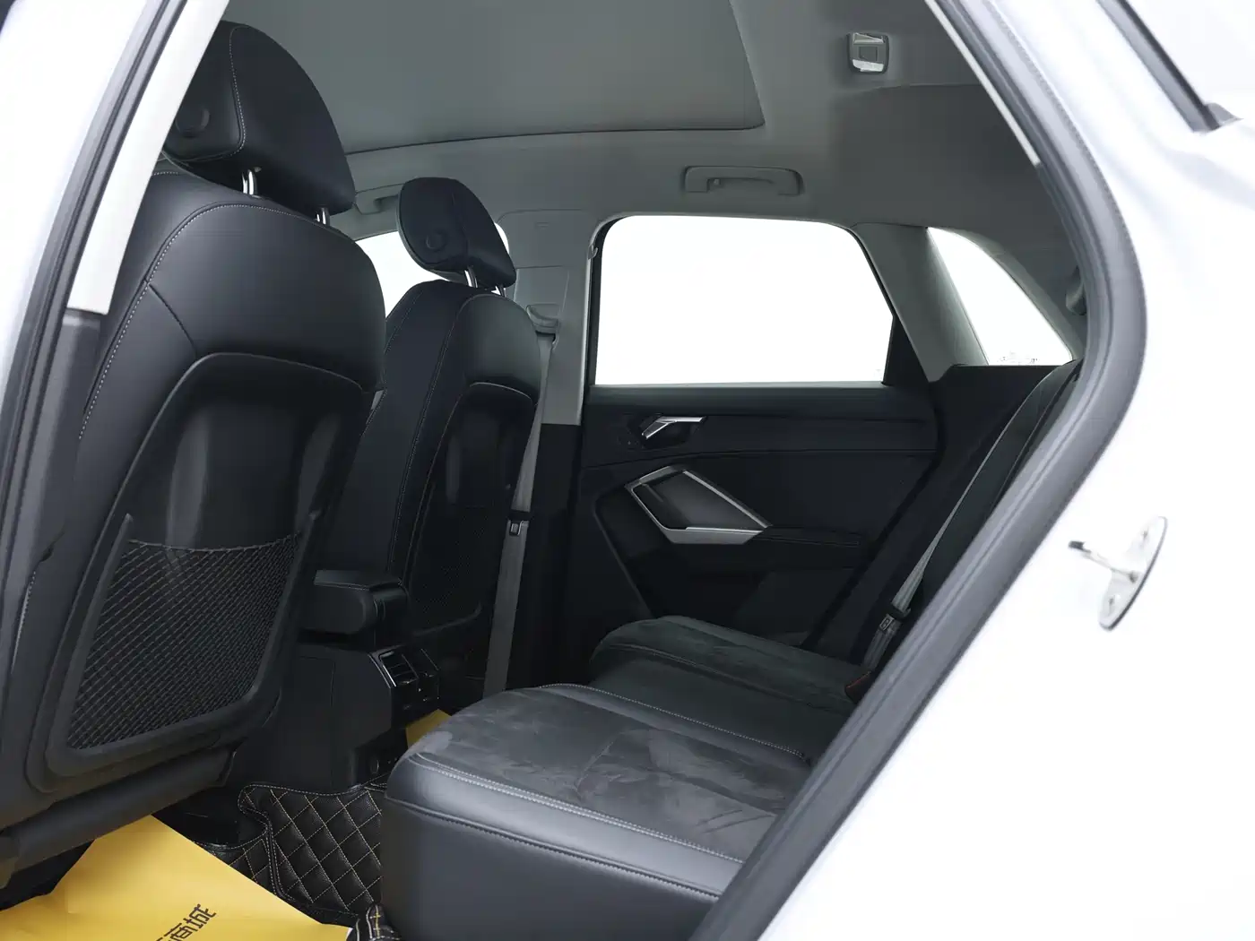 Audi Q3 2022 35 TFSI Fashion Dynamic фото 10