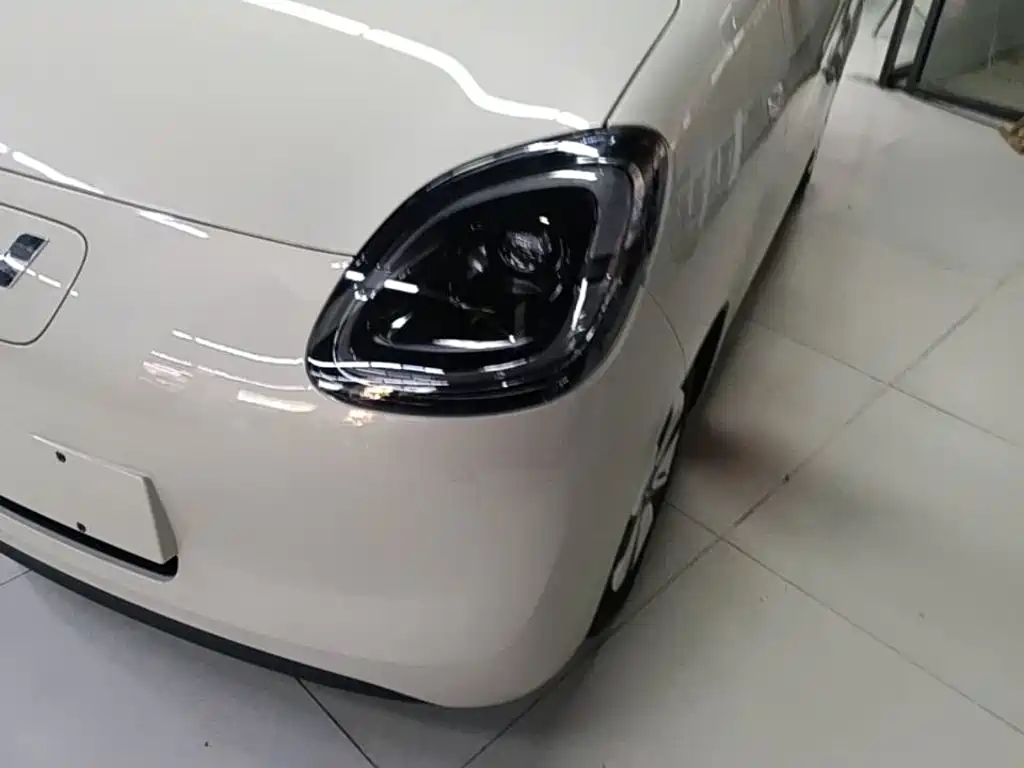 Wuling Motors Hongguang MINIEV 2026 2025 4-Door Advanced