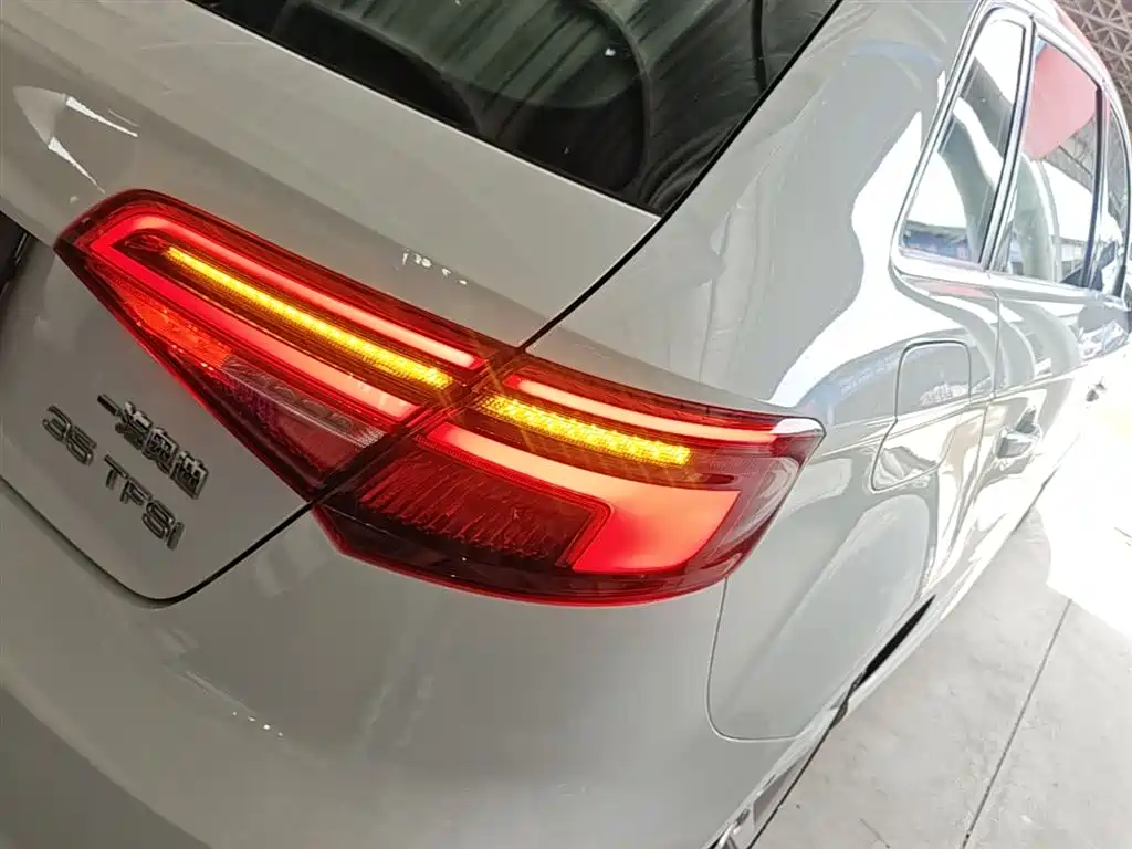 Audi A3 2019 Sportback 35 TFSI Fashion China V фото 8