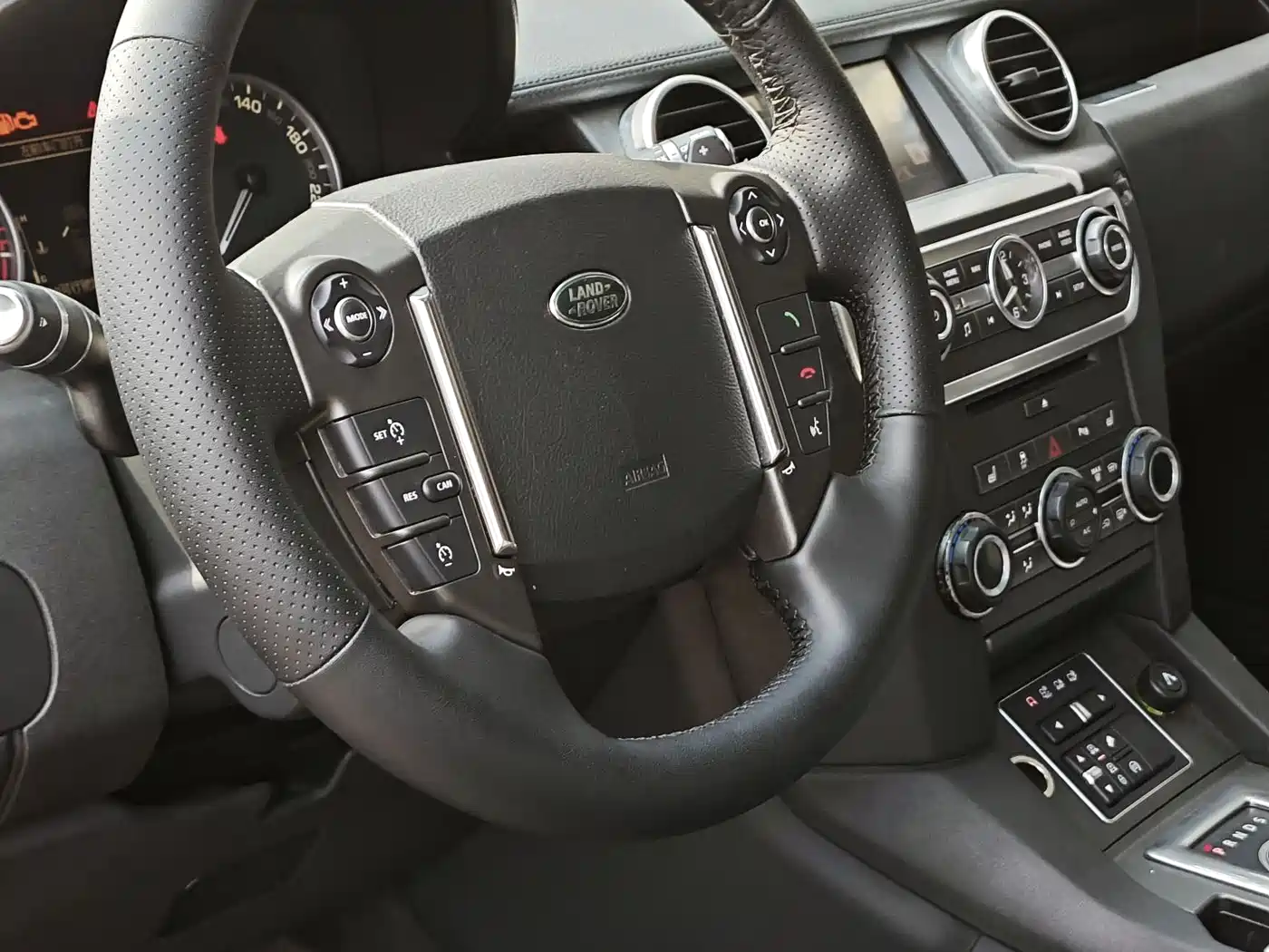 Фото 5 - Land Rover Discovery