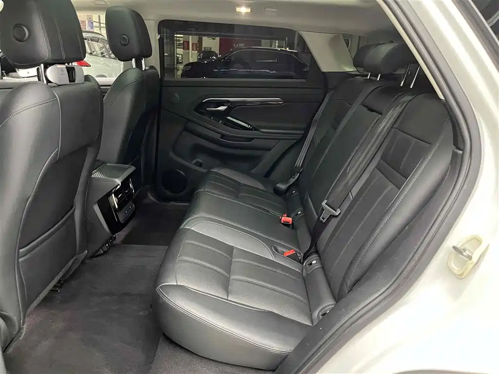 Land Rover Range Rover Evoque 2021 Range Rover Evoque L 249PS R-Dynamic S Performance Edition фото 15
