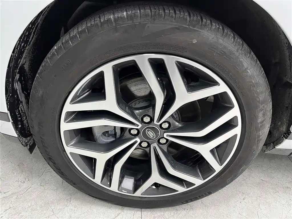 Land Rover Range Rover Evoque 2021 Range Rover Evoque L 249PS R-Dynamic S Performance Edition фото 21