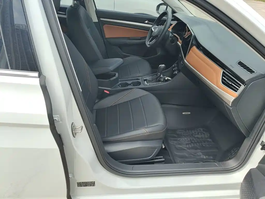 Volkswagen Bora 2024 2023 200TSI DSG Yuexing Edition