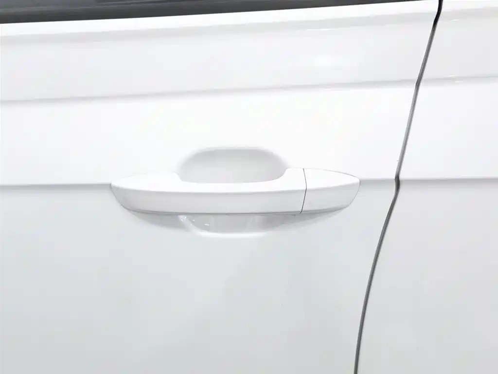 Volkswagen Polo 2019 Plus 1.5L Automatic Colorful Tech Edition фото 18