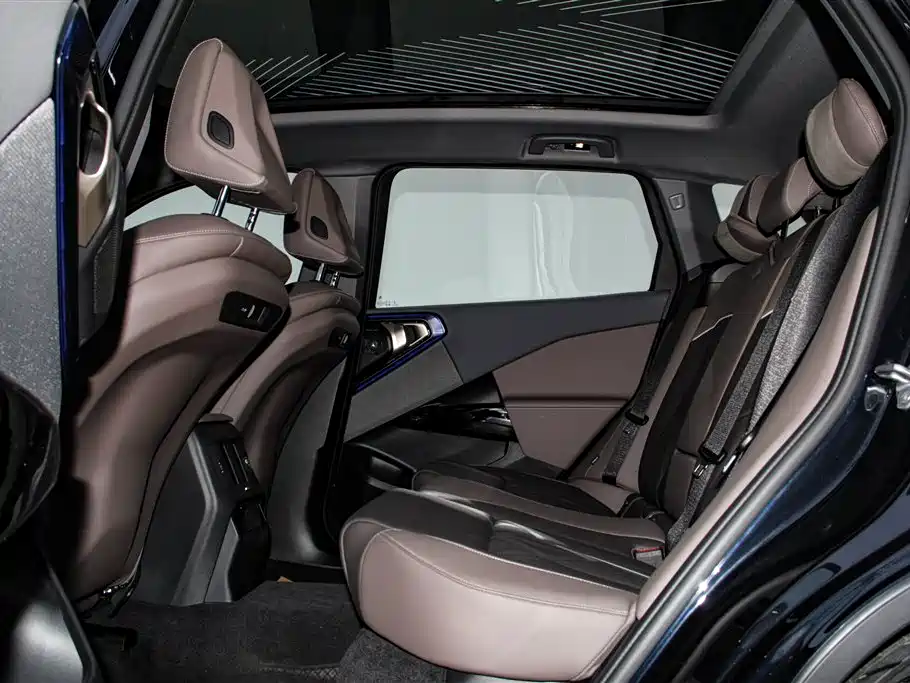 BMW X3 2025 xDrive30L Premium Model M Sport Black Package фото 20