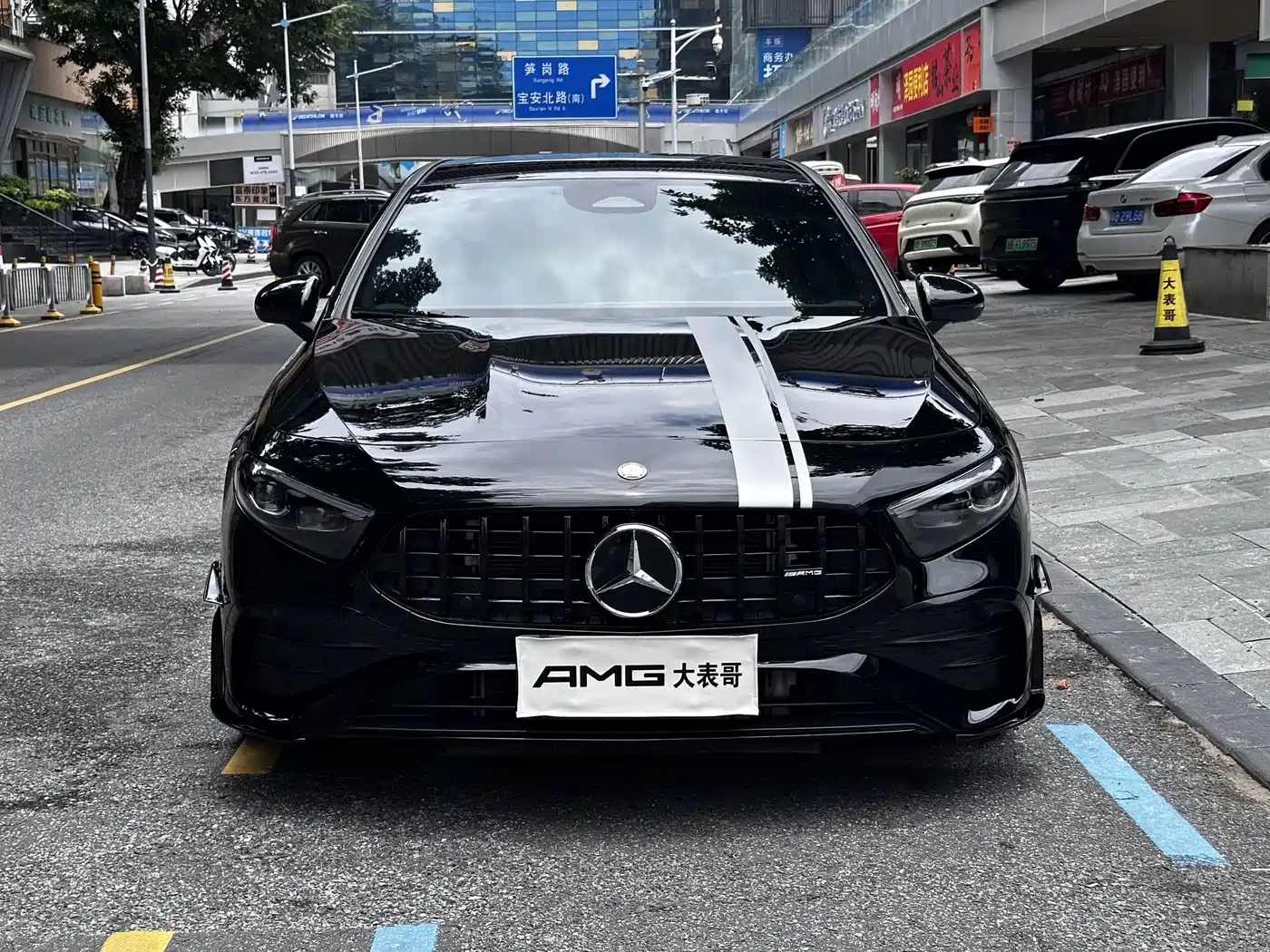 Mercedes-Benz A-Class AMG (Import) 2024 Facelift AMG A 35 4MATIC фото 2