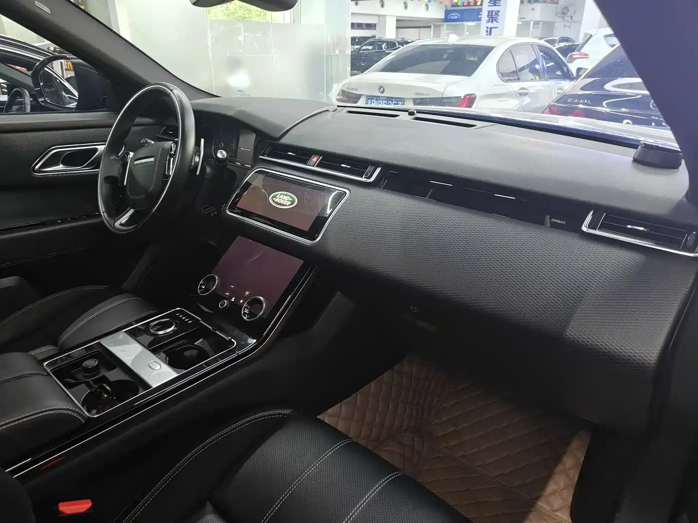 Land Rover Range Rover Velar 2017 P380 R-DYNAMIC S фото 4