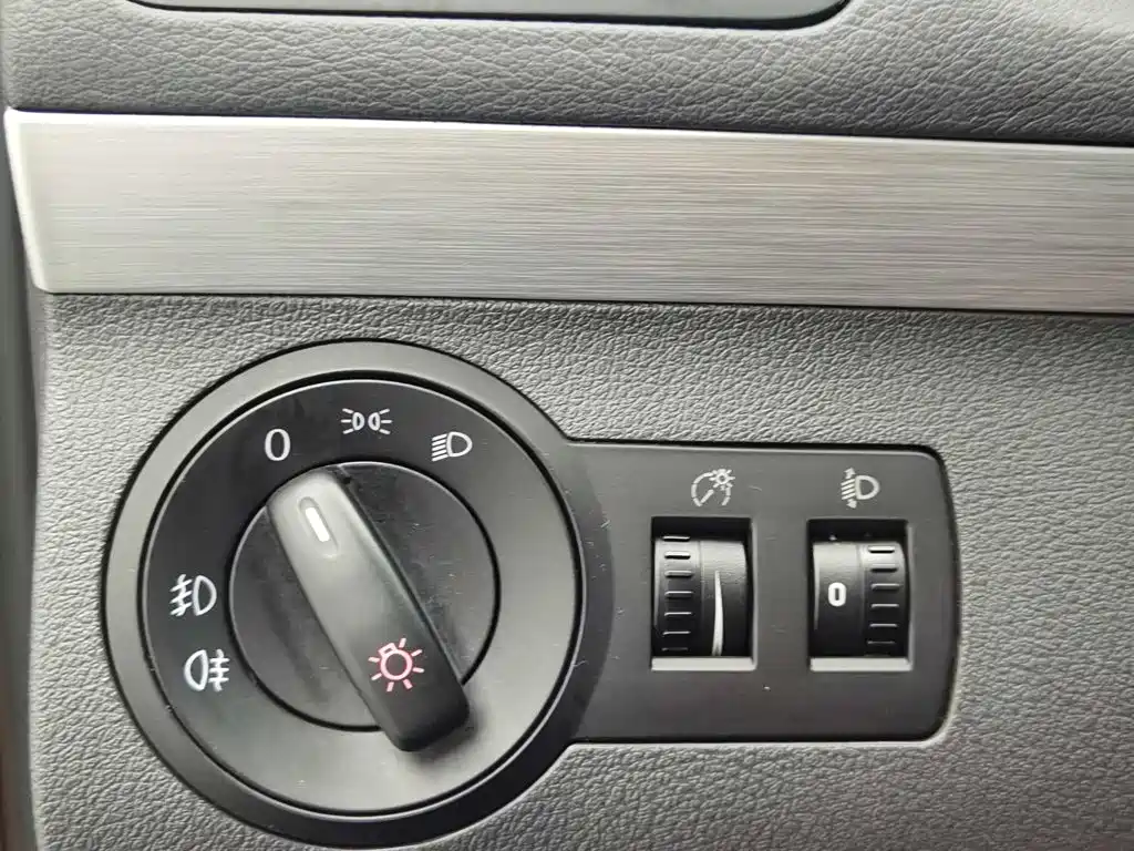 Photo 21 - Volkswagen Touran