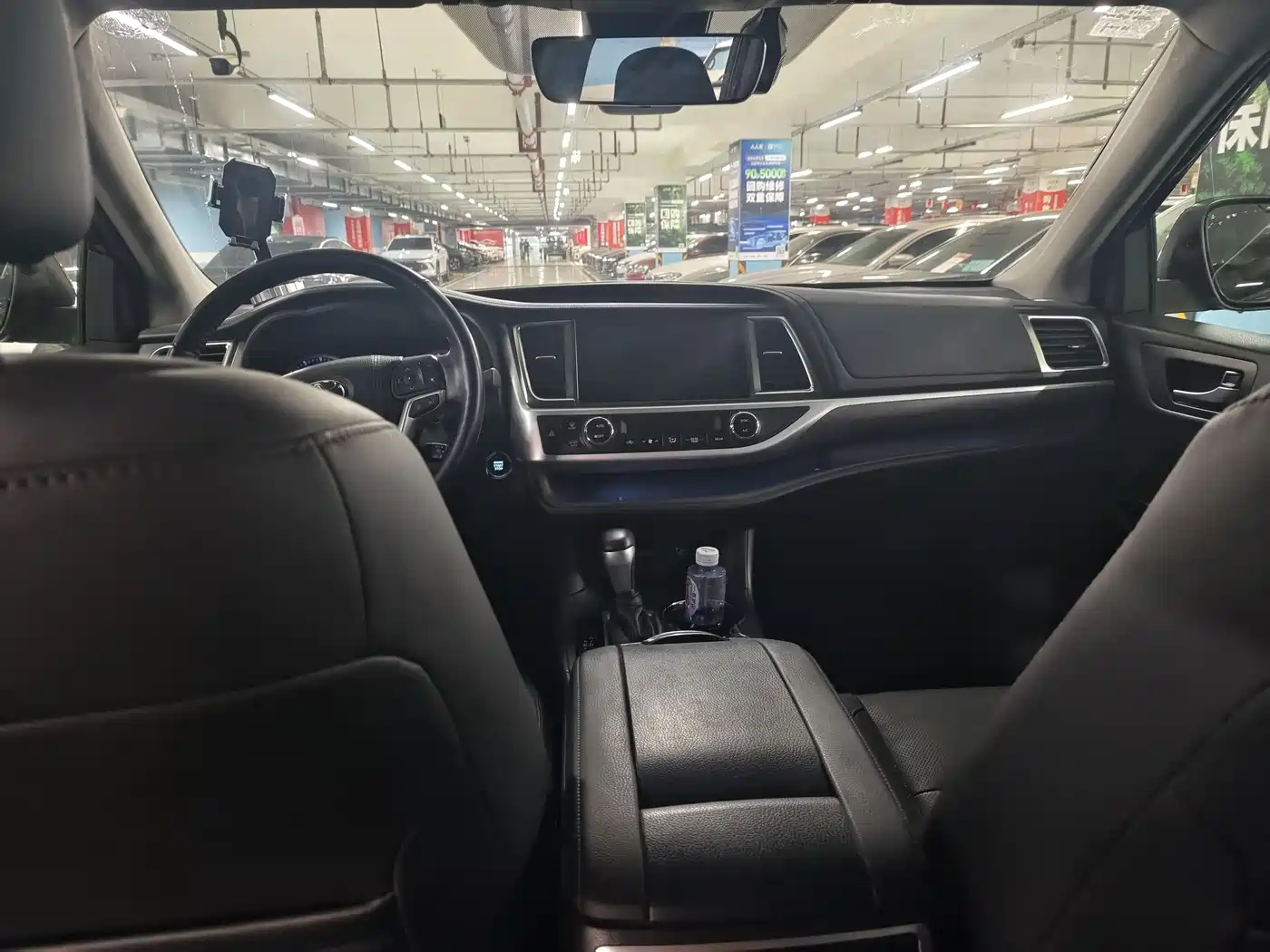 Toyota Highlander 2018 2.0T 4WD Ultimate 7-seater China VI фото 12