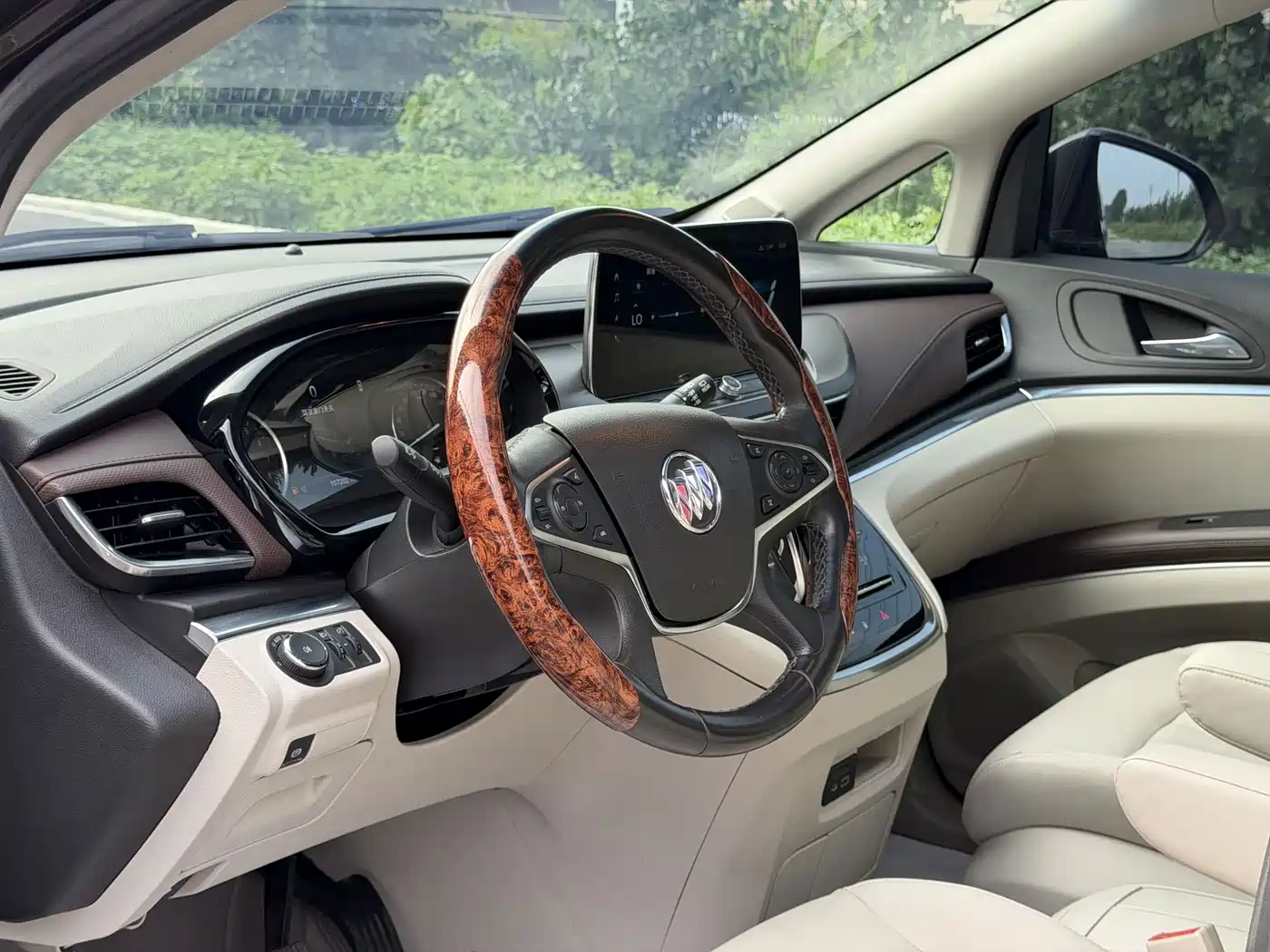 Фото 3 - Buick GL8