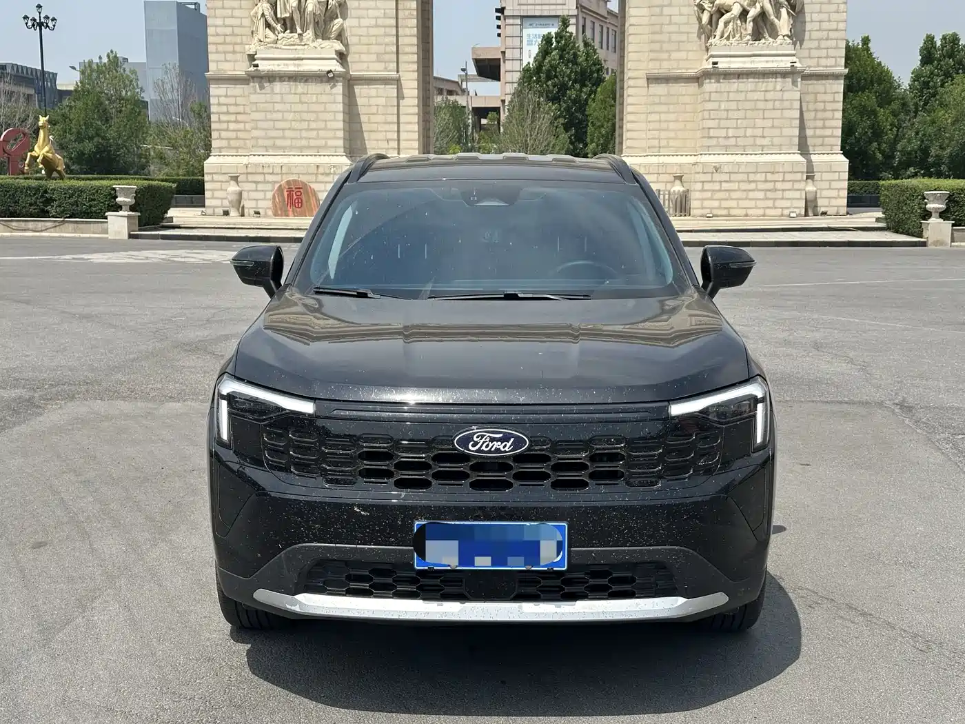 FORD LING RUI