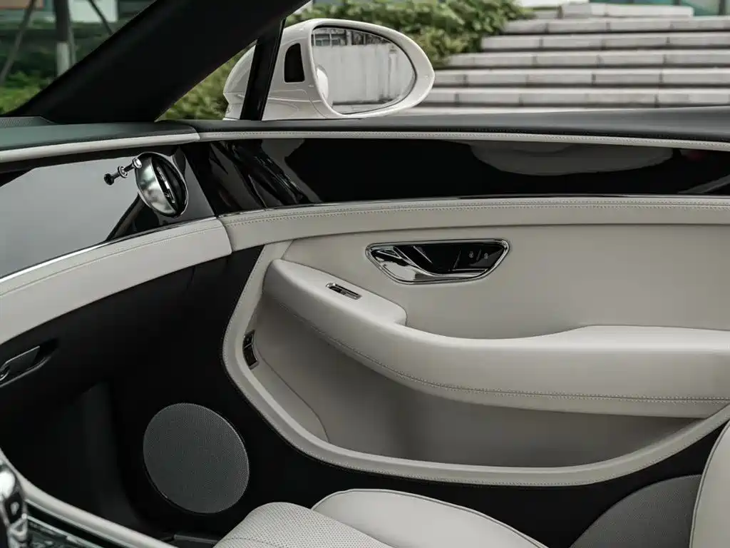 Фото 6 - Bentley Continental