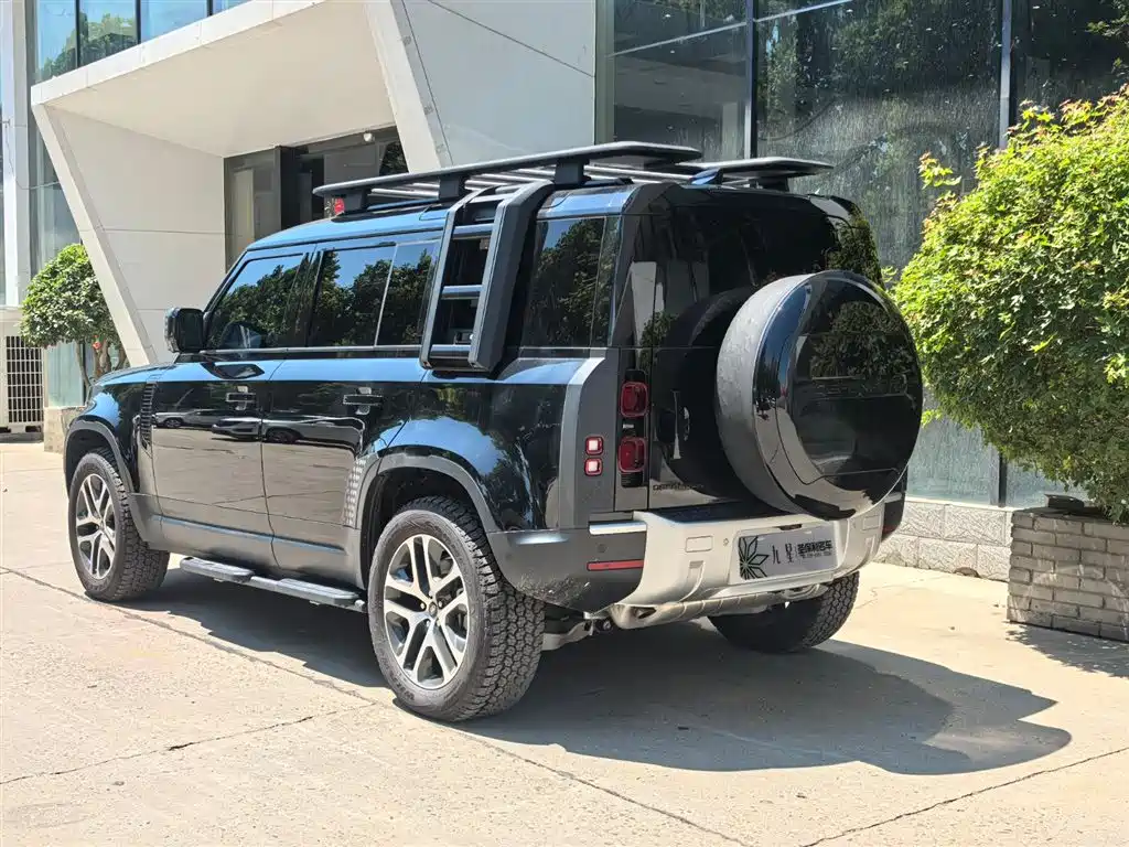 Land Rover Defender 2026 2025 110 3.0T P400 Dark Special Edition