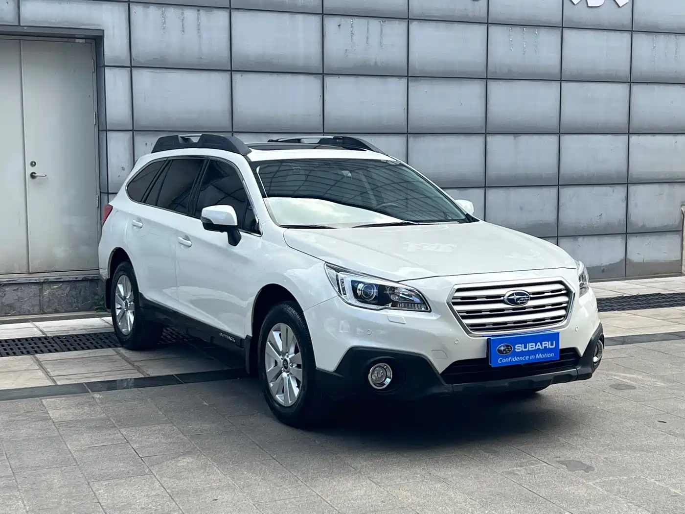 SUBARU OUTBACK