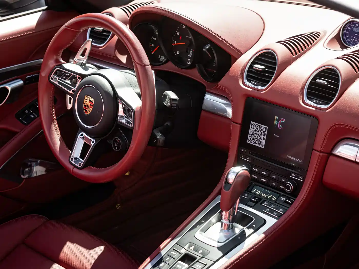 Porsche 718 2022 Boxster 2.0T фото 13