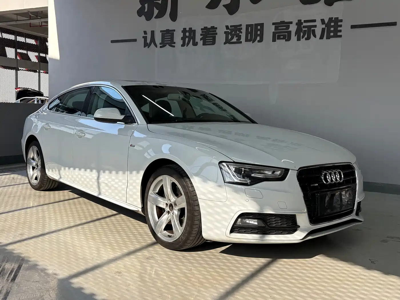 Audi A5 (Import) 2014 Sportback 45 TFSI quattro фото 3