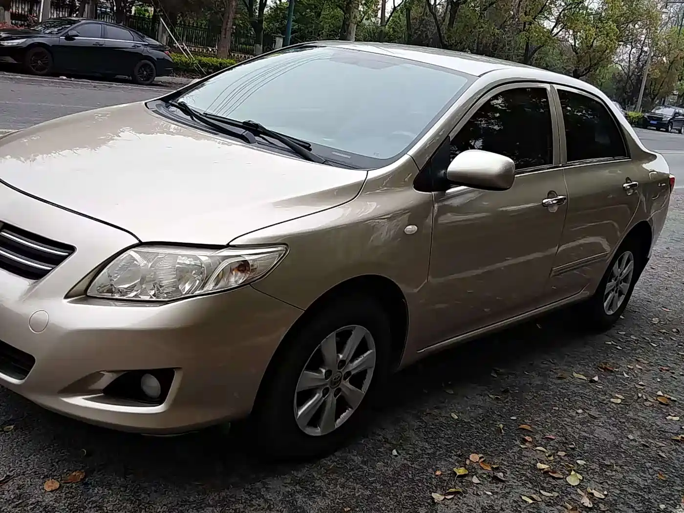 Toyota Corolla 2009 1.6L Manual GL Sunroof Special Edition фото 6