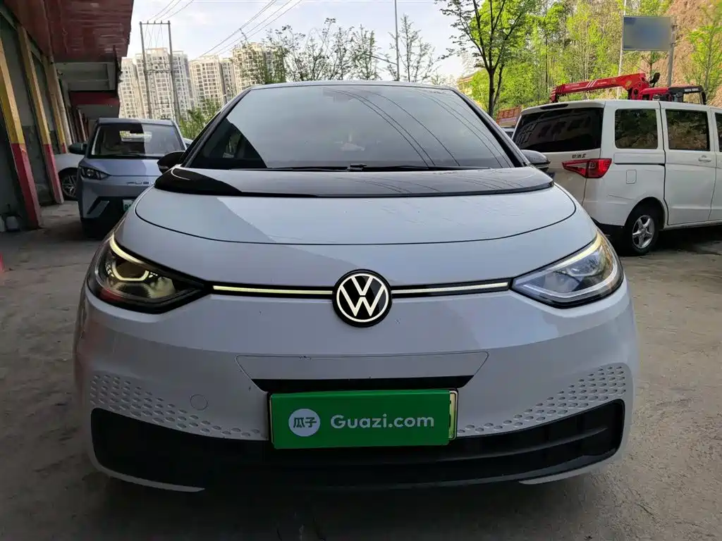 Volkswagen ID.3 2024 Pure Smart Edition фото 3