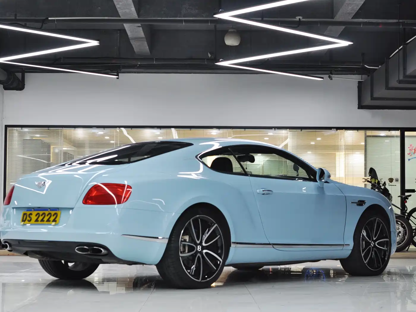 Bentley Continental 2012 4.0T GT V8 фото 6