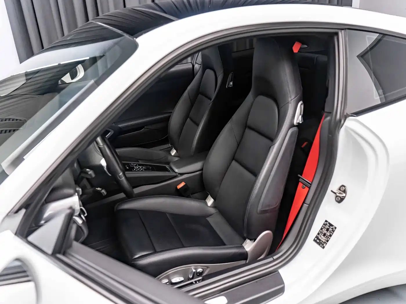 Porsche 911 2015 Carrera 3.4L Style Edition фото 7