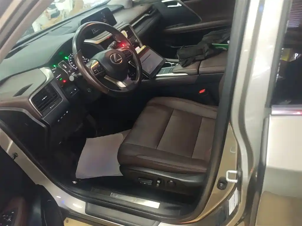 LEXUS RX