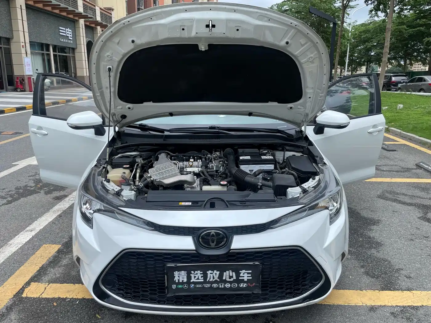Toyota Levin 2021 185T CVT Luxury Edition фото 18